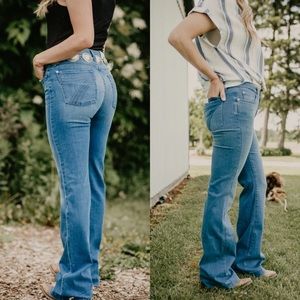 7 FOR ALL MANKIND - MEDIUM WASH DOJO FLARE JEAN